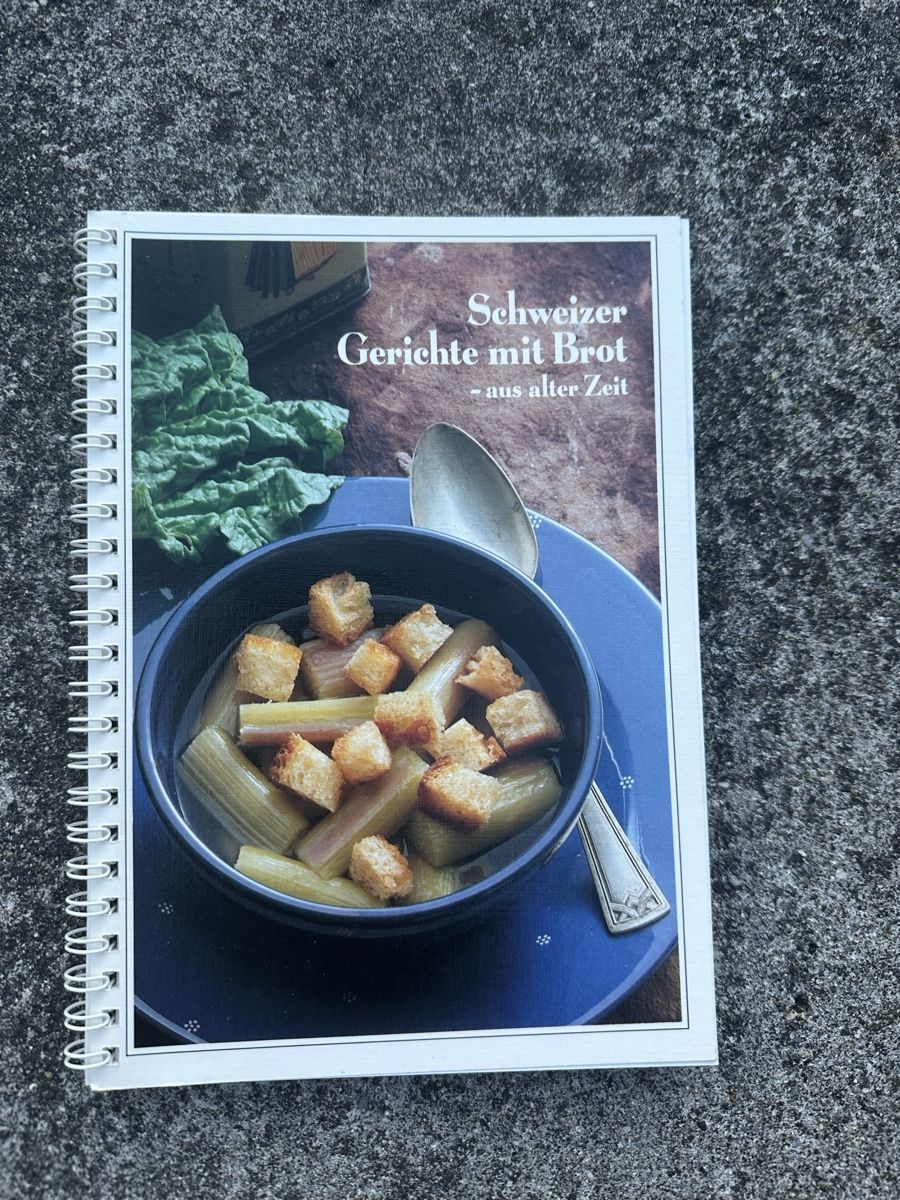 Bücher: Kochbuch Schweizer Gerichte mit Brot - aus alter Zeit – Gebraucht aus Pfäffikon ZH von thf_rqs2