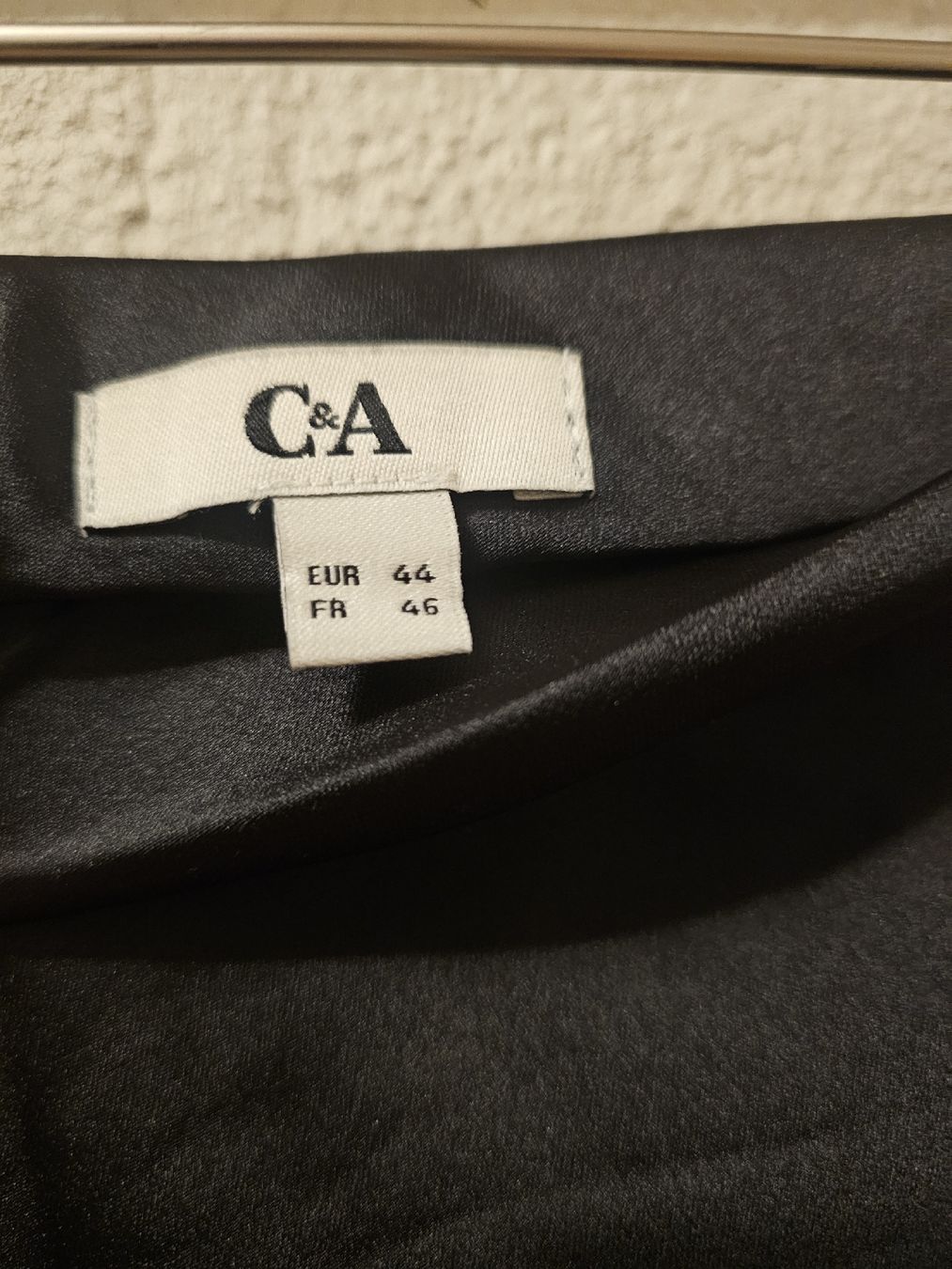 C&A Gonne: Schwarzer Satinrock von C&A Gr. 44 – Nuovo (secondo la descrizione) da Bern venduto da Oscarella 1