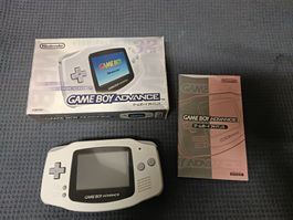 Gameboy Advance White in OVP revidiert (refurbished)