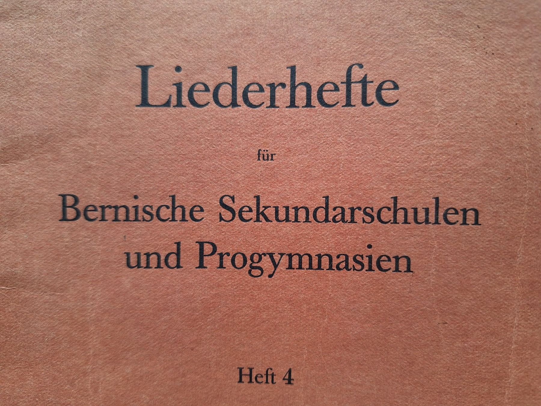 Libri: 8 STK BLOCKFLÖTEN NOTENHEFTE – Usato da Huttwil venduto da Kunterbuntli 1