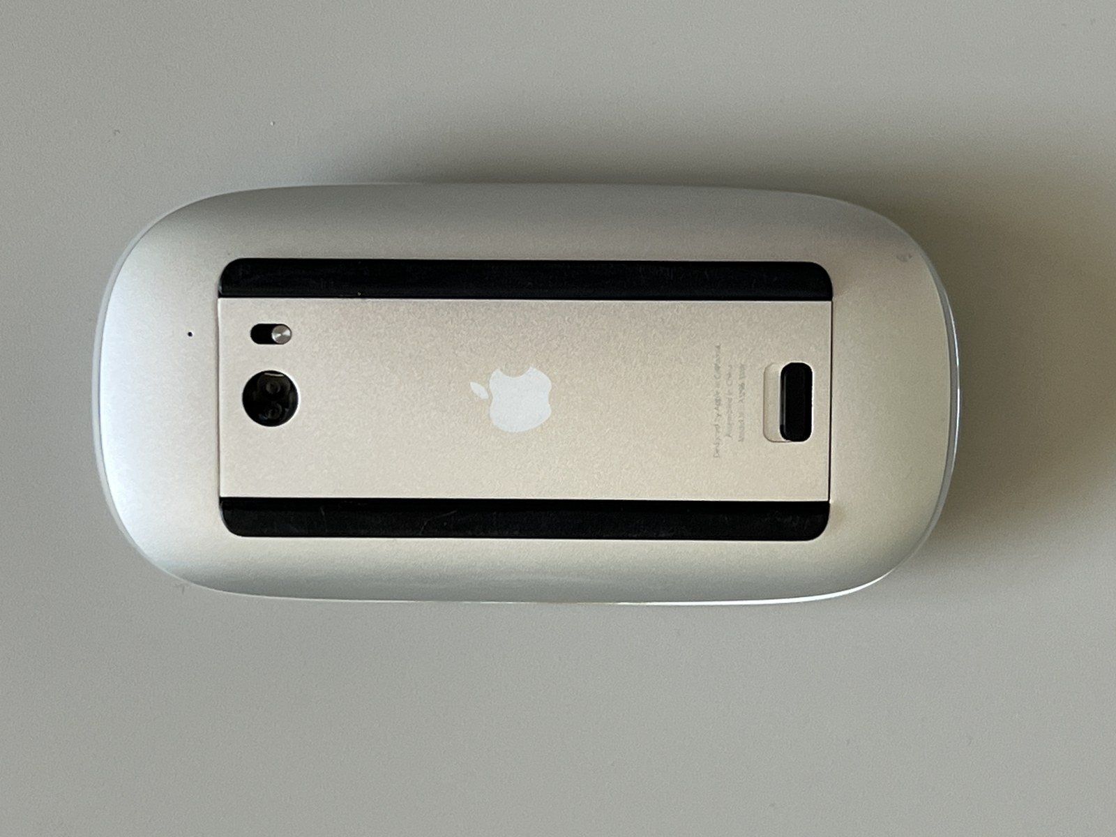 Apple Mouse: Apple Magic Mouse A1296 MB829 Bluetooth mit Originalbox – Usato da Zürich venduto da Kollege7 1