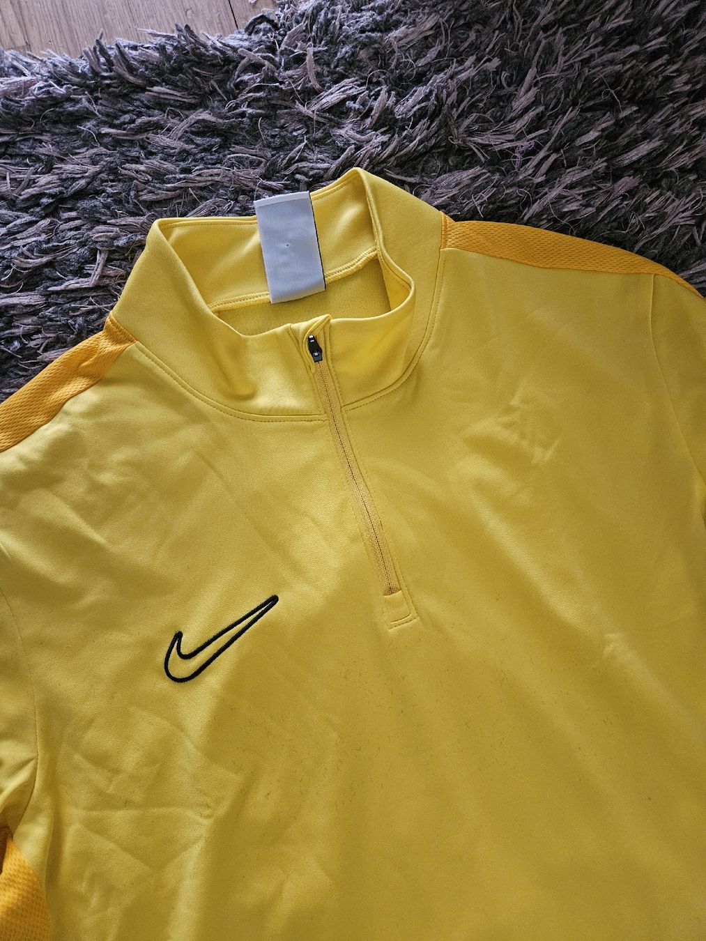 Nike Maglioni & Felpe: Nike Dri Fit Pullover Gr.M – Nuovo (secondo la descrizione) da Emmenbrücke venduto da TopGato 1