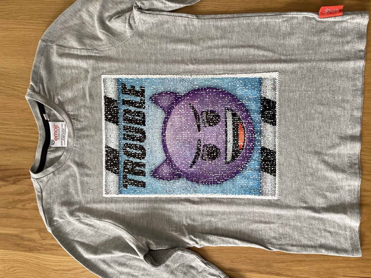 C&A Camicie, T-shirt & Polo: Langarmshirt Emoji 146/152 – Usato da Binningen venduto da Viriatus 3