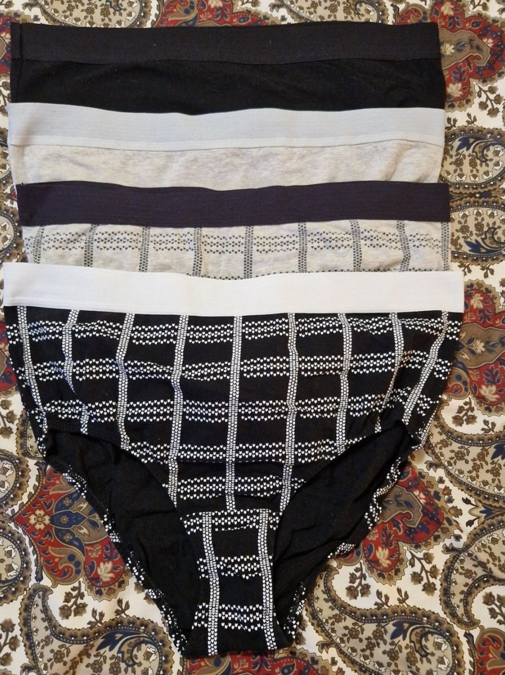 Altra biancheria intima: 4 Slips in schwarz-grau – Nuovo (secondo la descrizione) da Oberengstringen venduto da Sheera7