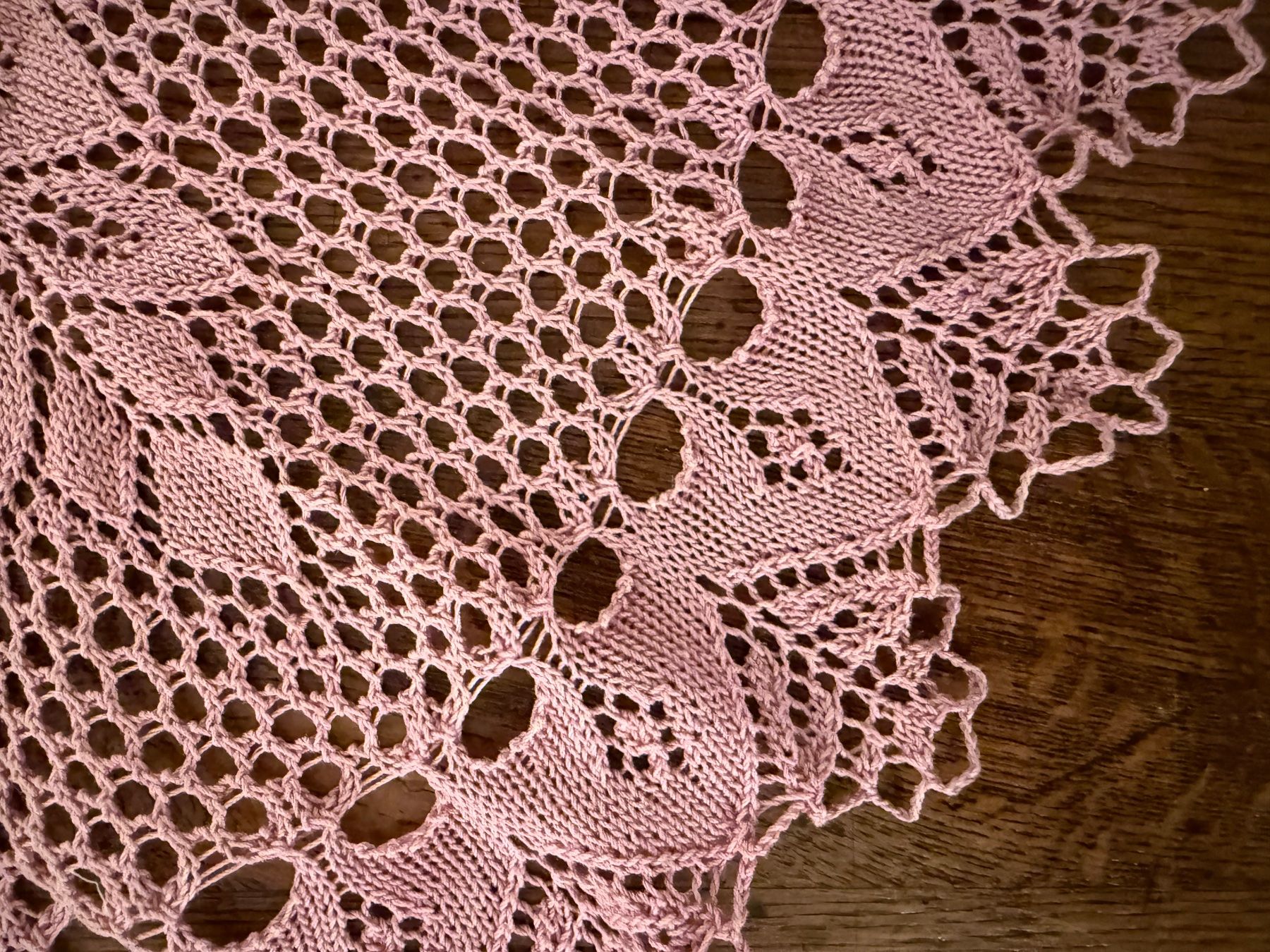Tutte le decorazioni: Handarbeit, mit schönem Muster, rosa, Durchmesser ca. 84 cm – Nuovo e nell'imballaggio originale da Wöschnau venduto da Vinsale 3