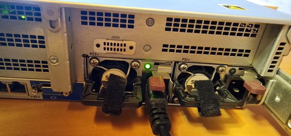 HP ProLiant DL380 G10Server - Top Zustand, sofort Startbe... (Gebraucht ...