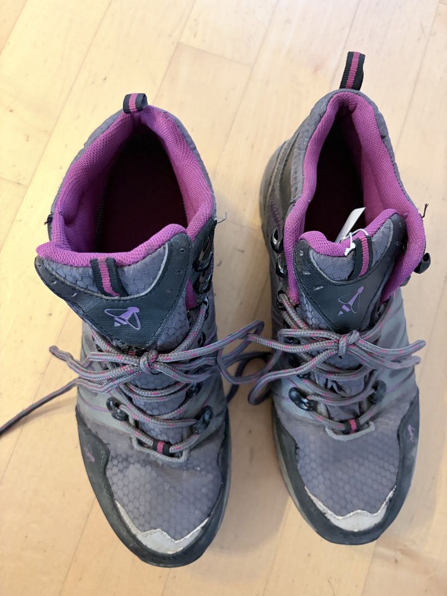 Scarpe da donna: Chaussures de rando Wanabee – Usato da Coppet venduto da micasazoo 1