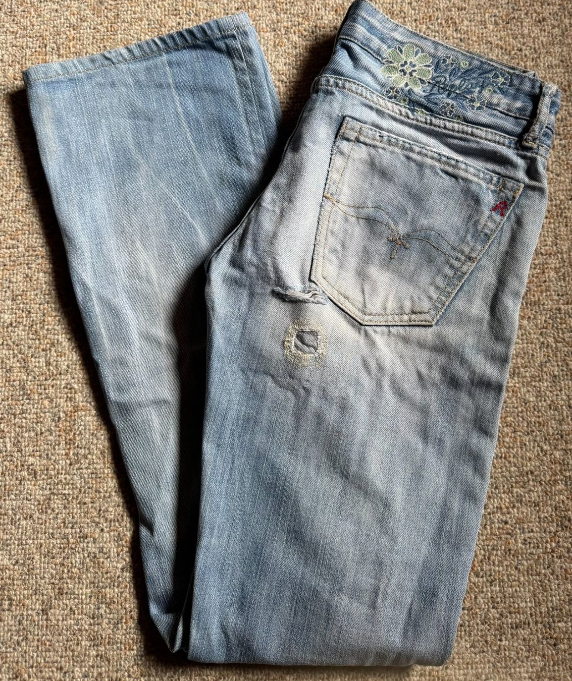 Replay Jeans: Replay Jeans Wendie hellblau W25 – Gebraucht aus Unterseen von bid2buy