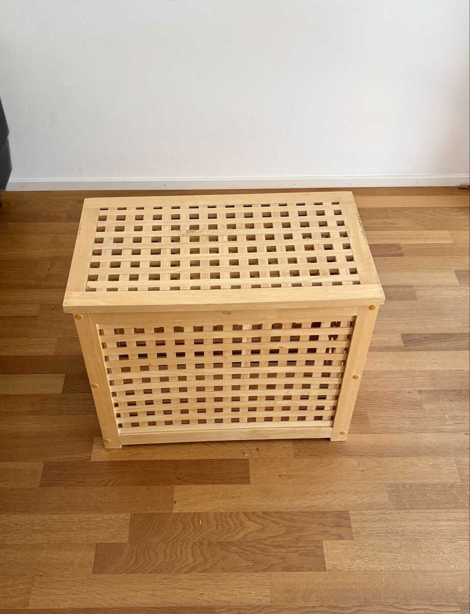 Ikea Truhen: Holztruhe mit Gittermuster  – Gebraucht aus Reinach BL von SchnaeppchenScout 1