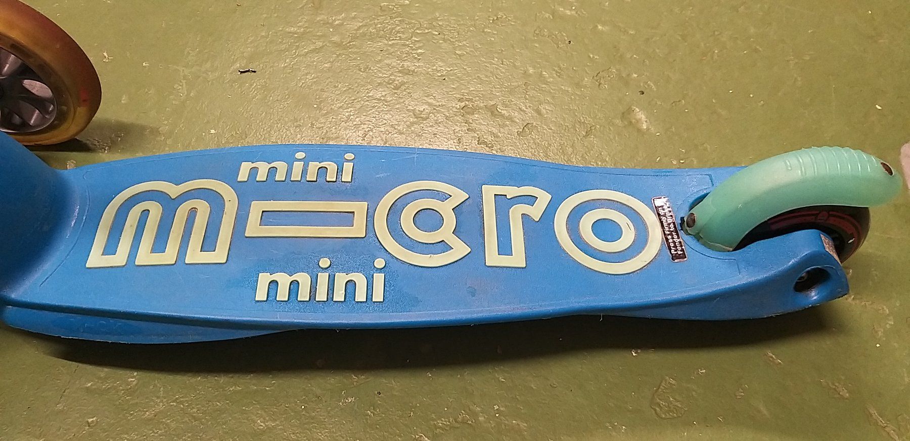 Micro Kickboard: Micro Mini Scooter blau mit neuen Rädern – Usato da Luterbach venduto da Joachim76 6