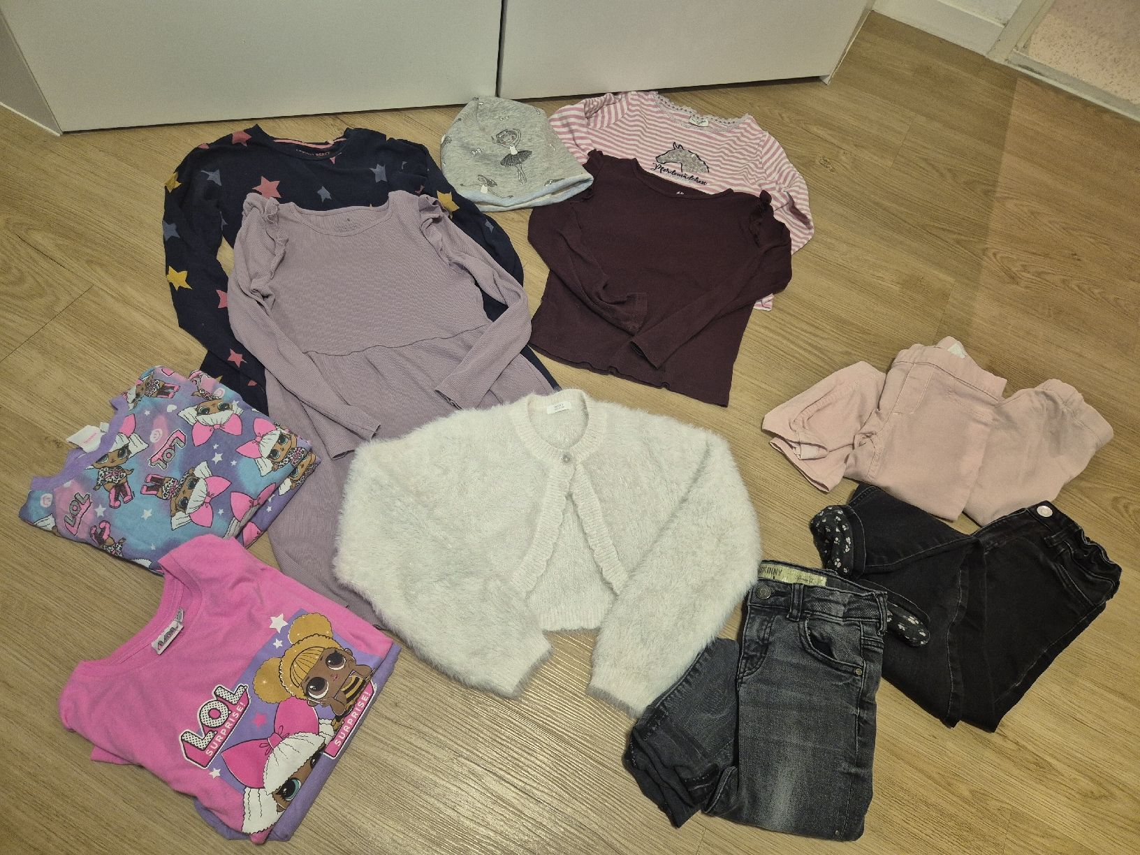 Kleiderpakete & -sets: Kleiderpaket Mädchen Grösse 122/128 – Gebraucht aus Biel-Benken BL von Sandra0147