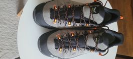 Salewa Men's Hiking Shoes Sz 9.5 EU 42.5 Gore-Tex Vibram 🏔️
