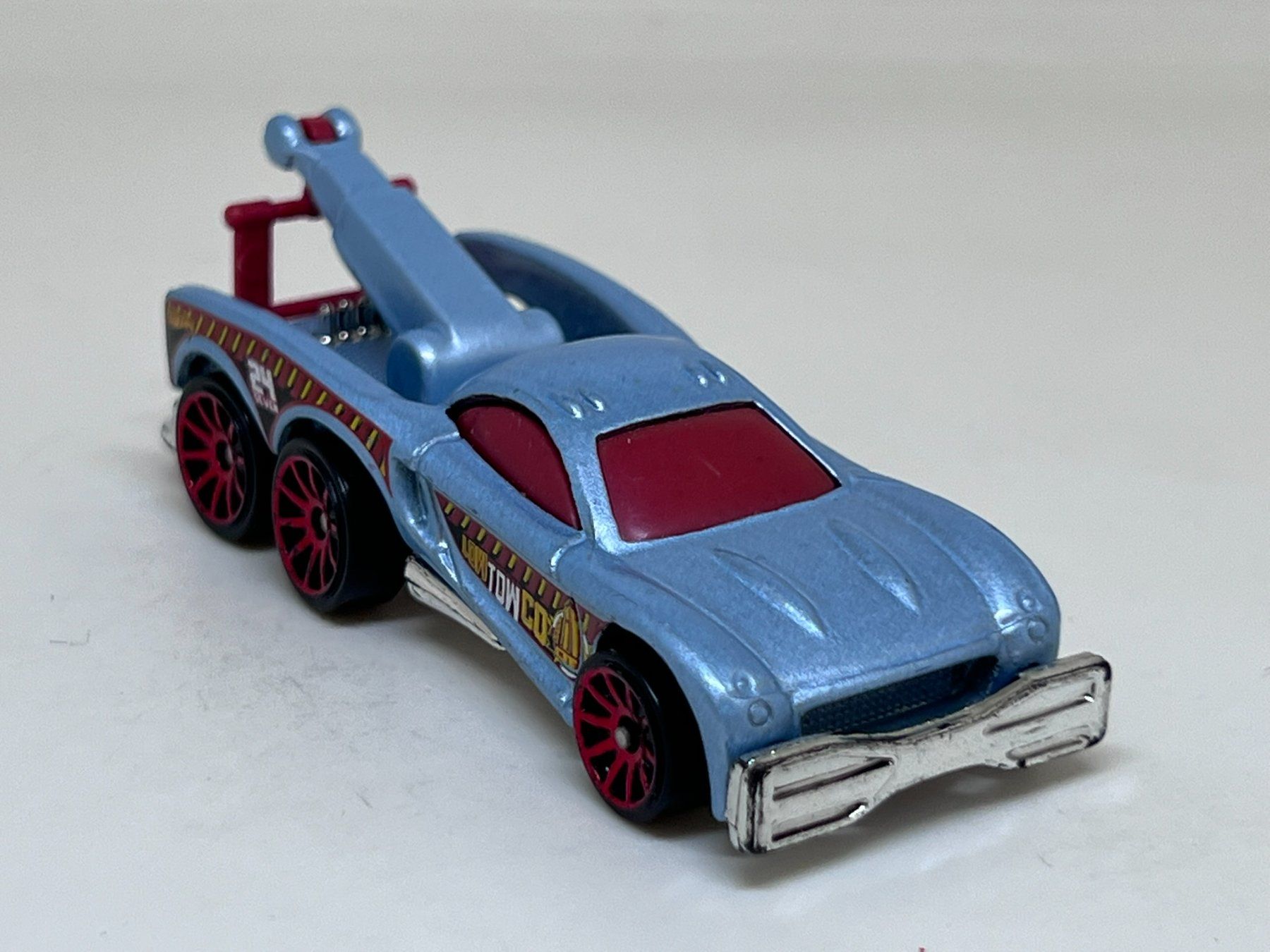 Hot Wheels Modellini d'auto: Hot Wheels Tow Jam #87 – Usato da Wildegg venduto da LaaBoutique