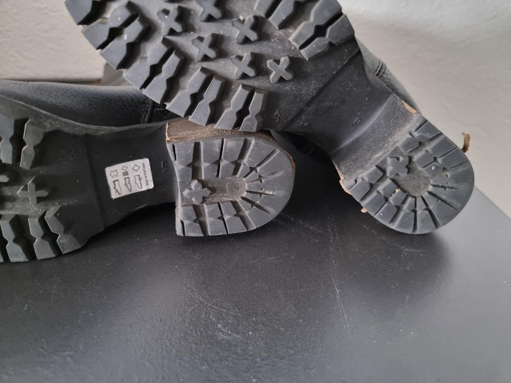 Damenschuhe: BULLBOXER STIEFEL SCHWARZ – Gebraucht aus Goldach von Cooky2011 2