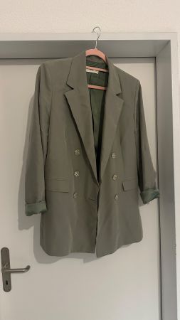 Eleganter Blazer in edlem Salbeigrün