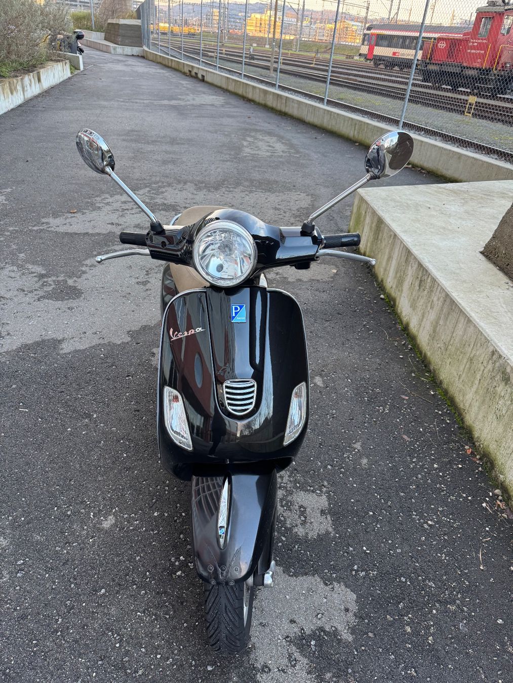 Piaggio Altro: PIAGGIO Vespa LX2 50 – Usato da Zürich venduto da mel_6080 1