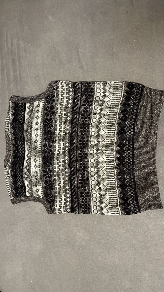Maglioni & Felpe: Vintage Strickweste – Usato da Wolhusen venduto da elie10 3