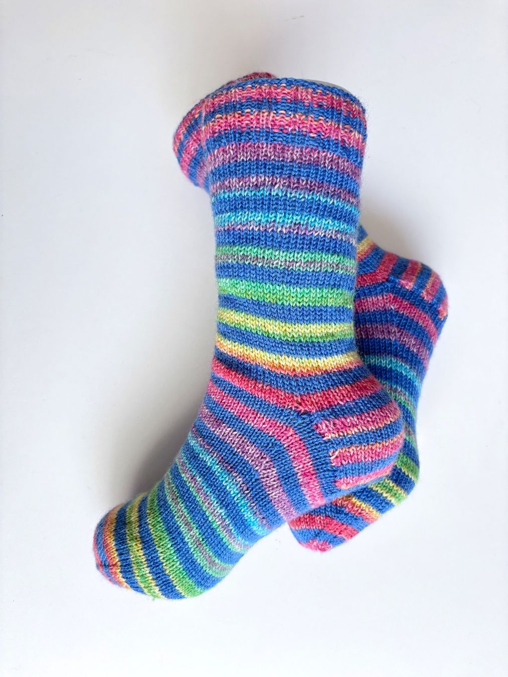 Calze: Fröhliche Ringelsocken, handgestrickt, Grösse 37-38 – Nuovo e nell'imballaggio originale da Fislisbach venduto da handglismet 1