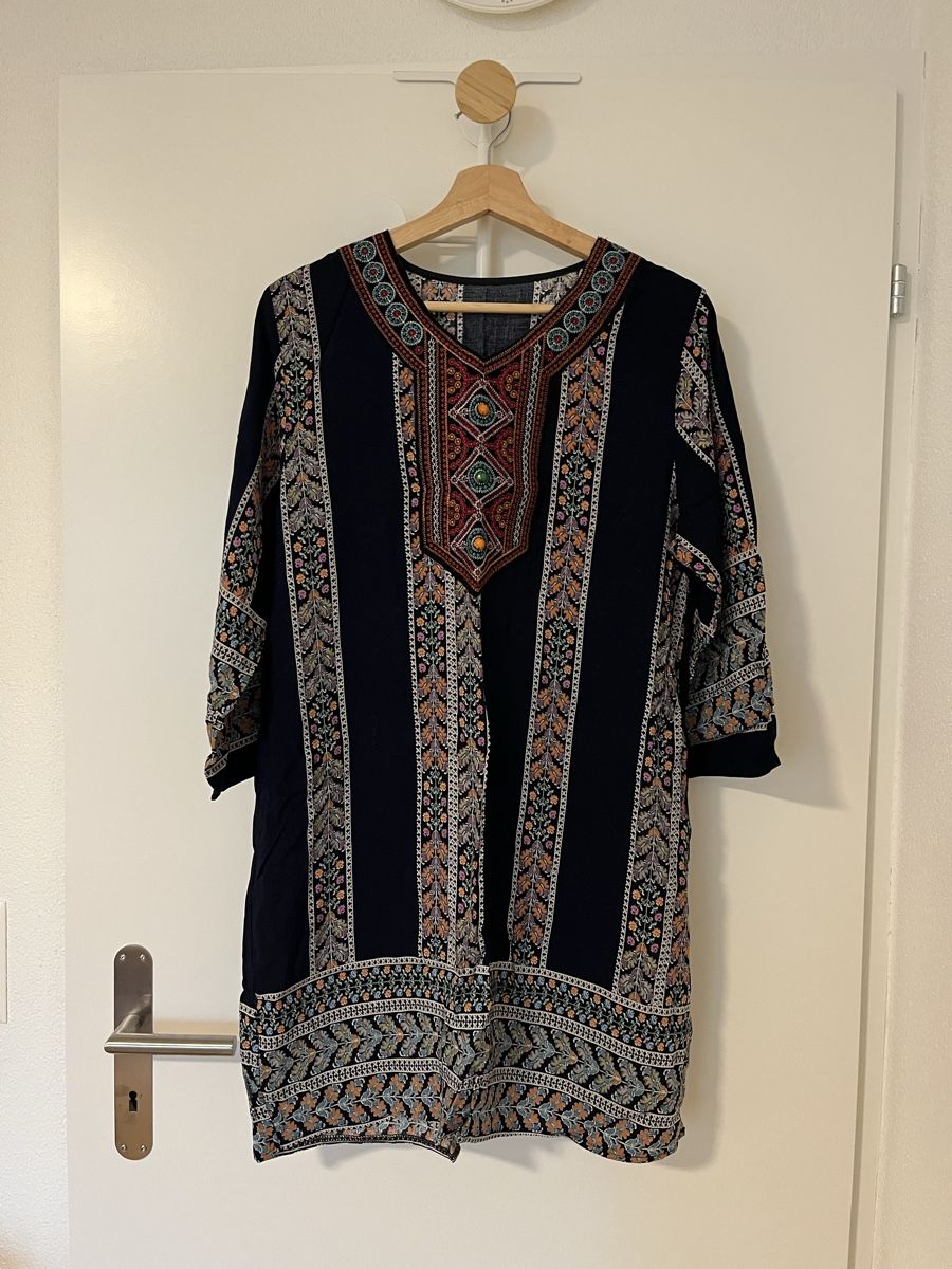 Robes: 4 summer dresses – Neuf (Voir description) à Thalwil par zen_hpz5 4
