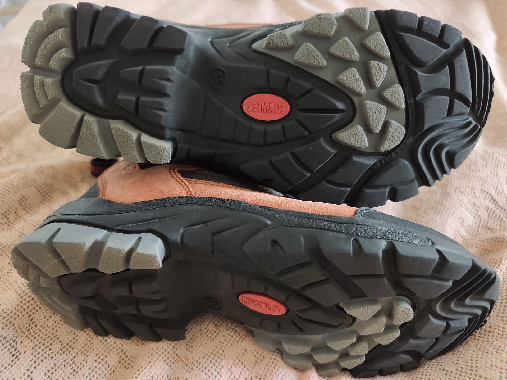Mckinley Scarpe da uomo: MC kinley Wanderschuhe gr. 35 – Usato da Muttenz venduto da Hermesvonthan 3