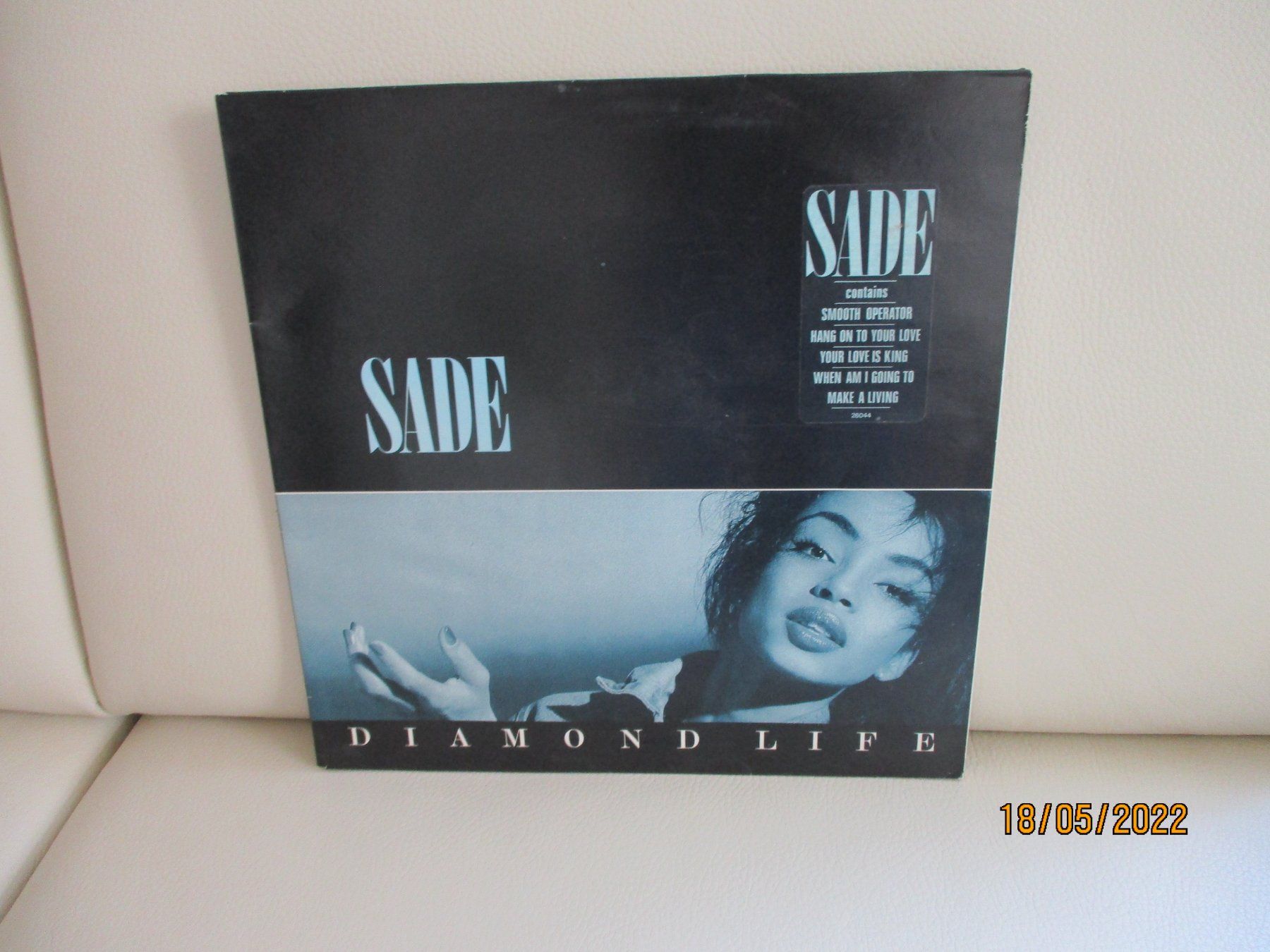 Vinyles: Sade – Diamond Life – D'occasion à Liestal par Disc-Point
