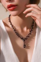 Schöne Granat Kette NEU