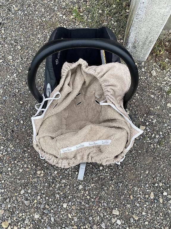 Maxi-Cosi Seggiolini per auto: Maxi Cosi Bezug Koeka – Usato da Happerswil venduto da angela_schlatt 1