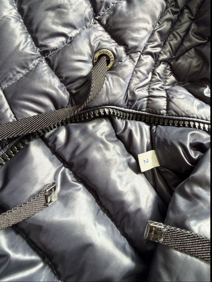 Moncler Mäntel: Moncler Rubis 2 – Neu (gemäss Beschreibung) aus Ebikon von nat_jzh5 5