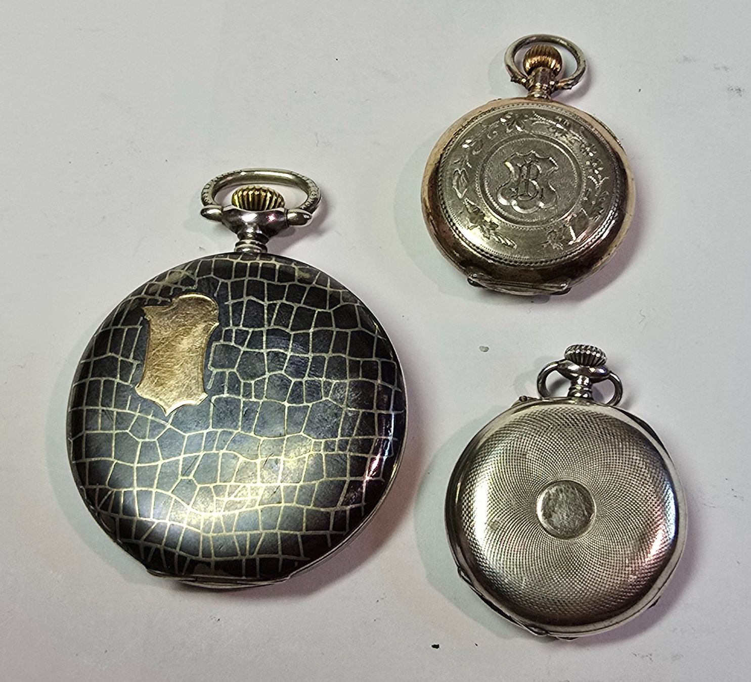 Montres: 3 Defekte Silbertaschenuhren – D'occasion à Ennetbürgen par 50shafali53 1