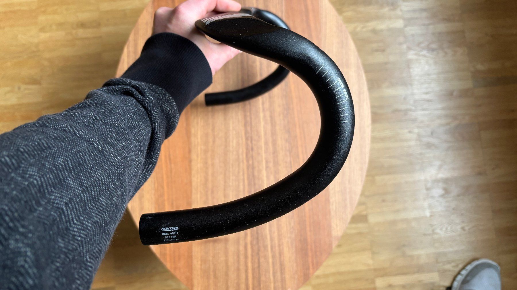 Pezzi di ricambio: Control Tech Cougar Aero Handlebar 40cm Lenkrad, Neuwertig – Usato da Zürich venduto da sza_f79y 9