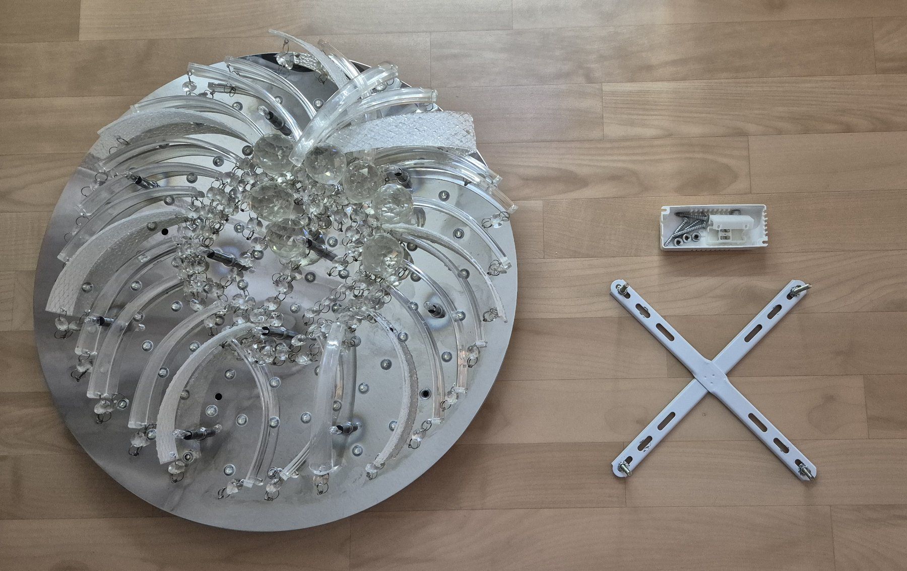 Lampadari & plafoniere: Elegante Deckenleuchte mit Kristallen – Usato da Buchs SG venduto da liz_8qvn 1