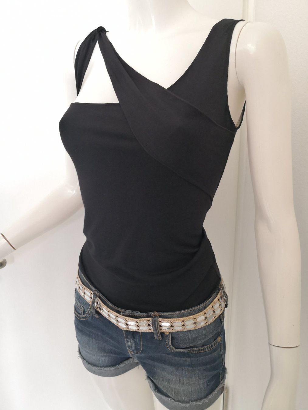 Mango Top: 🤩MANGO TRAPEZ-TOP STRETCH SCHWARZ – Nuovo (secondo la descrizione) da Olten venduto da Naja-Twins-Twins 7