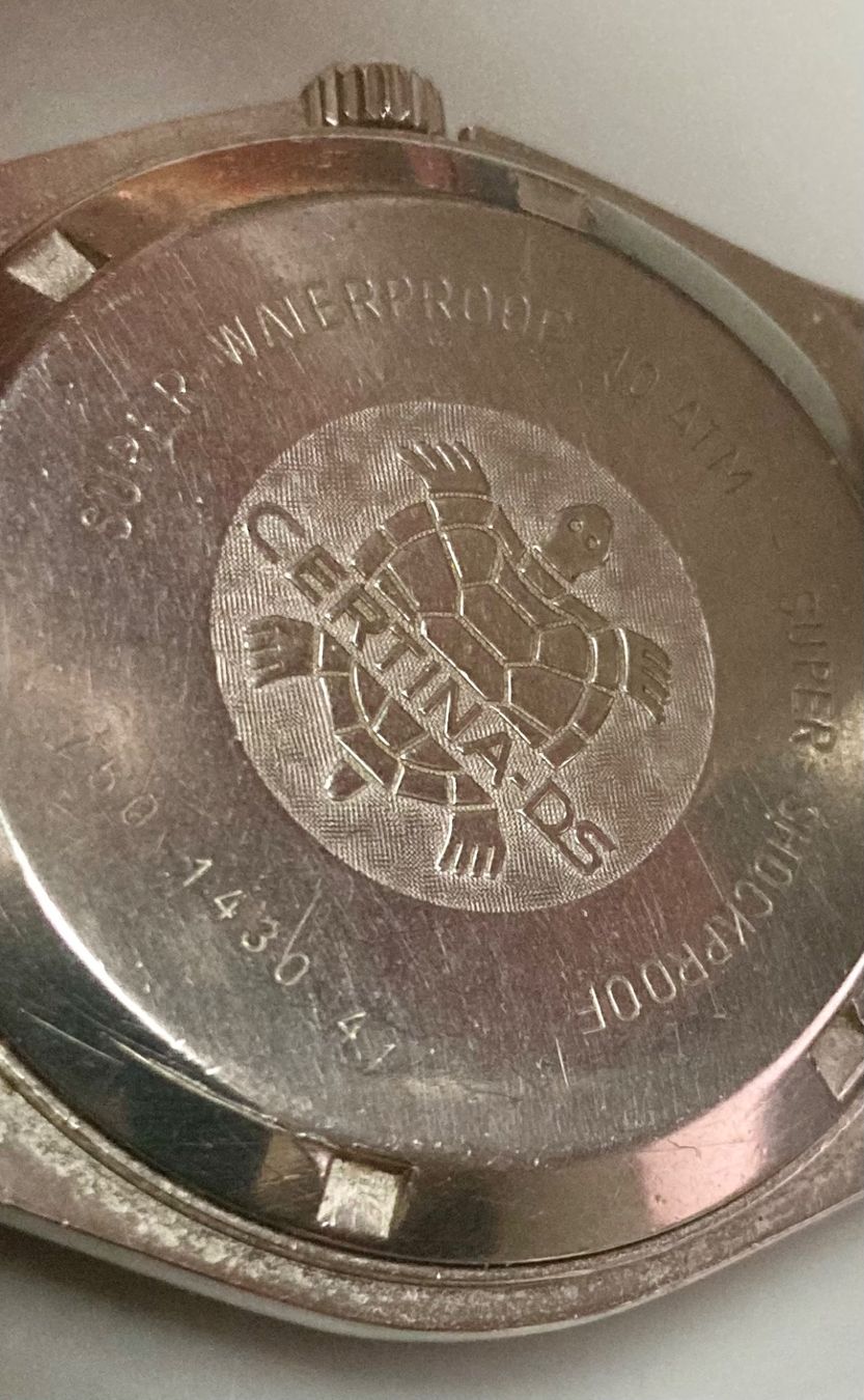 Certina Orologi: Certina DS-4 Quartz, Achse gebrochen, läuft, Datum blockiert – Difettoso da Rüegsauschachen venduto da Andyalfredo 4