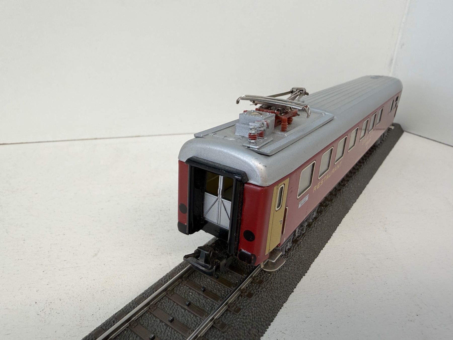 Märklin Modelleisenbahnen: 4068 Märklin Speisewagen der SBB – Gebraucht aus Büsserach von ModellbahnDepot 3