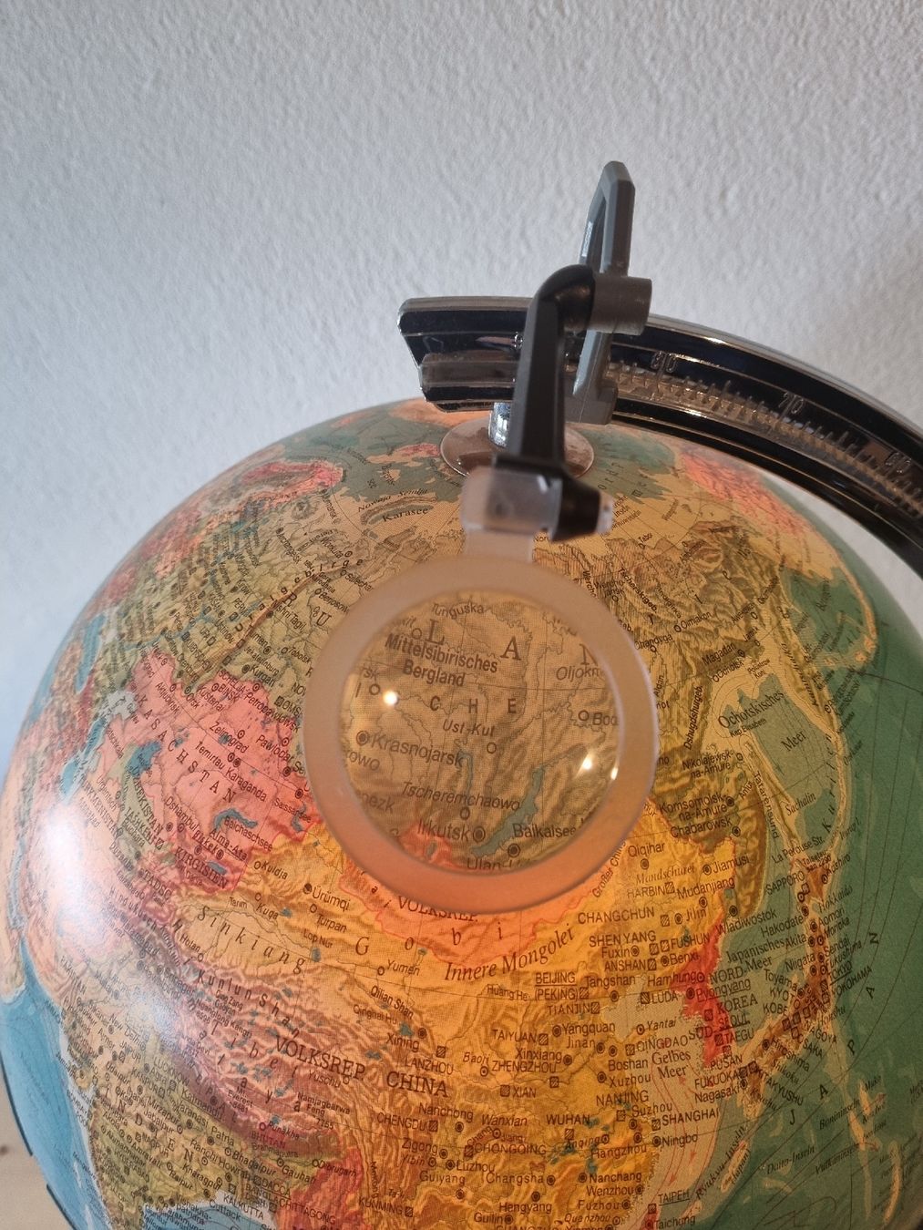 Autres décorations & accessoires: Beleuchteter Globus – D'occasion à Effretikon par Waffelschnitte 6