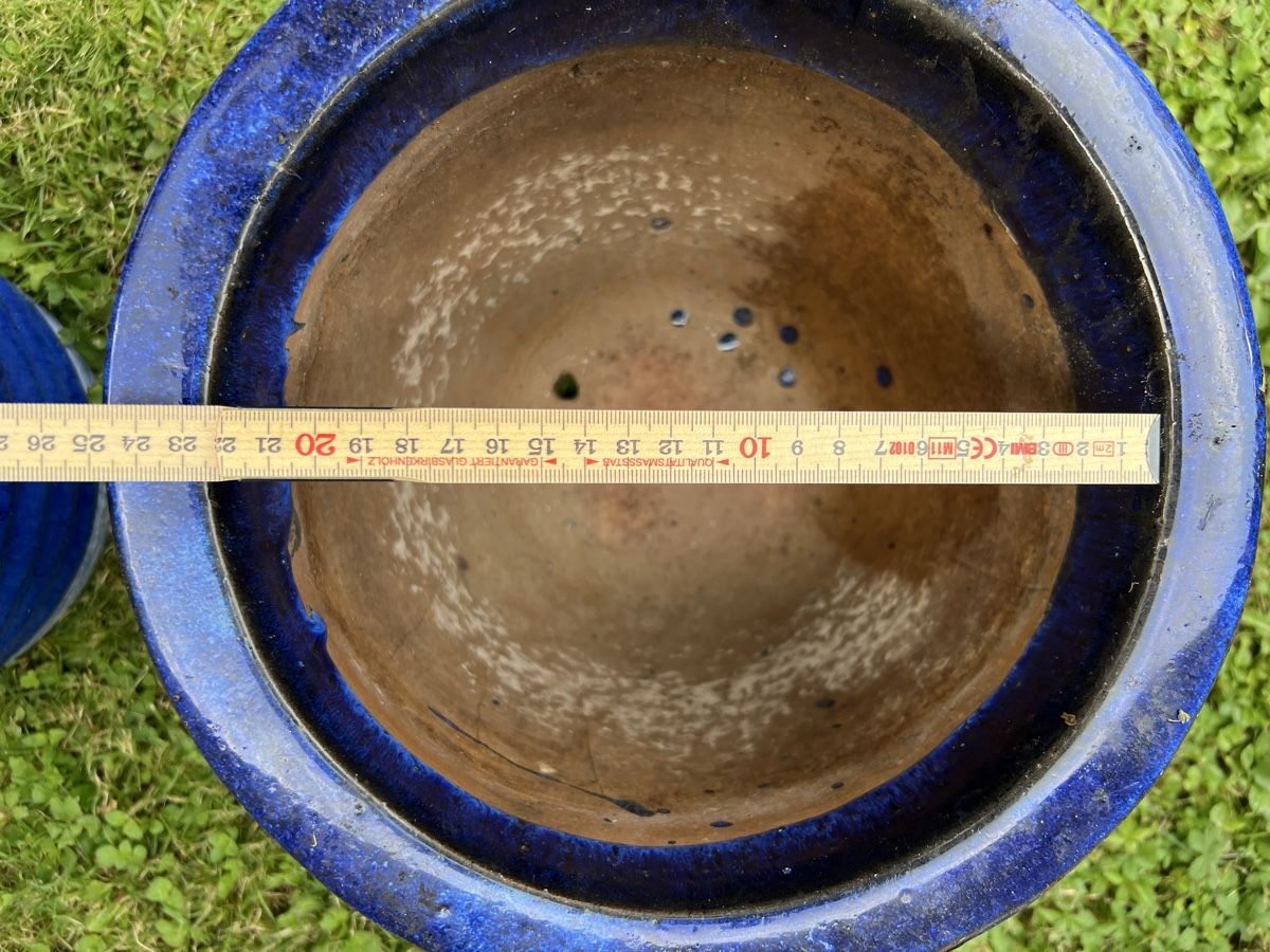 Blumentöpfe: Übertopf blau 3x frostsicher – Gebraucht aus Langnau am Albis von dodi83 1