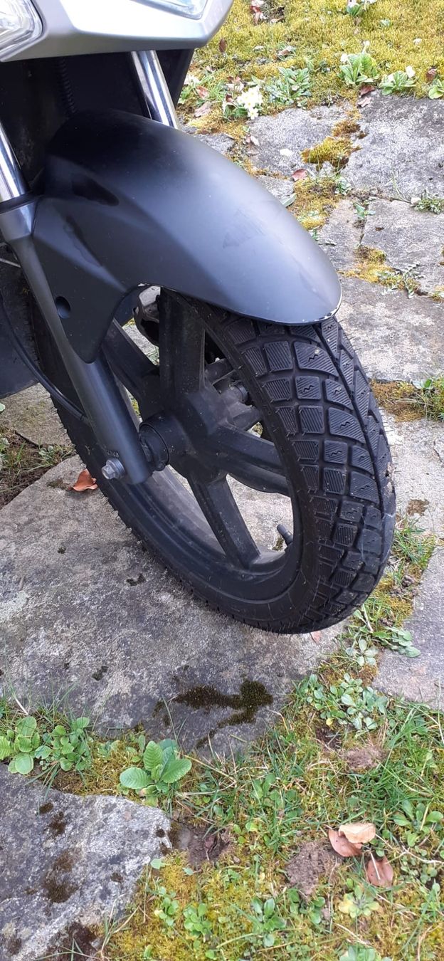 Kymco Scooter: Kymco Agility City 50i Roller – Usato da Schaffhausen venduto da GreenApple212 5
