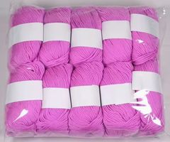 10 Knäuel à 50 g Seidenmischgarn, magnolienfarbend