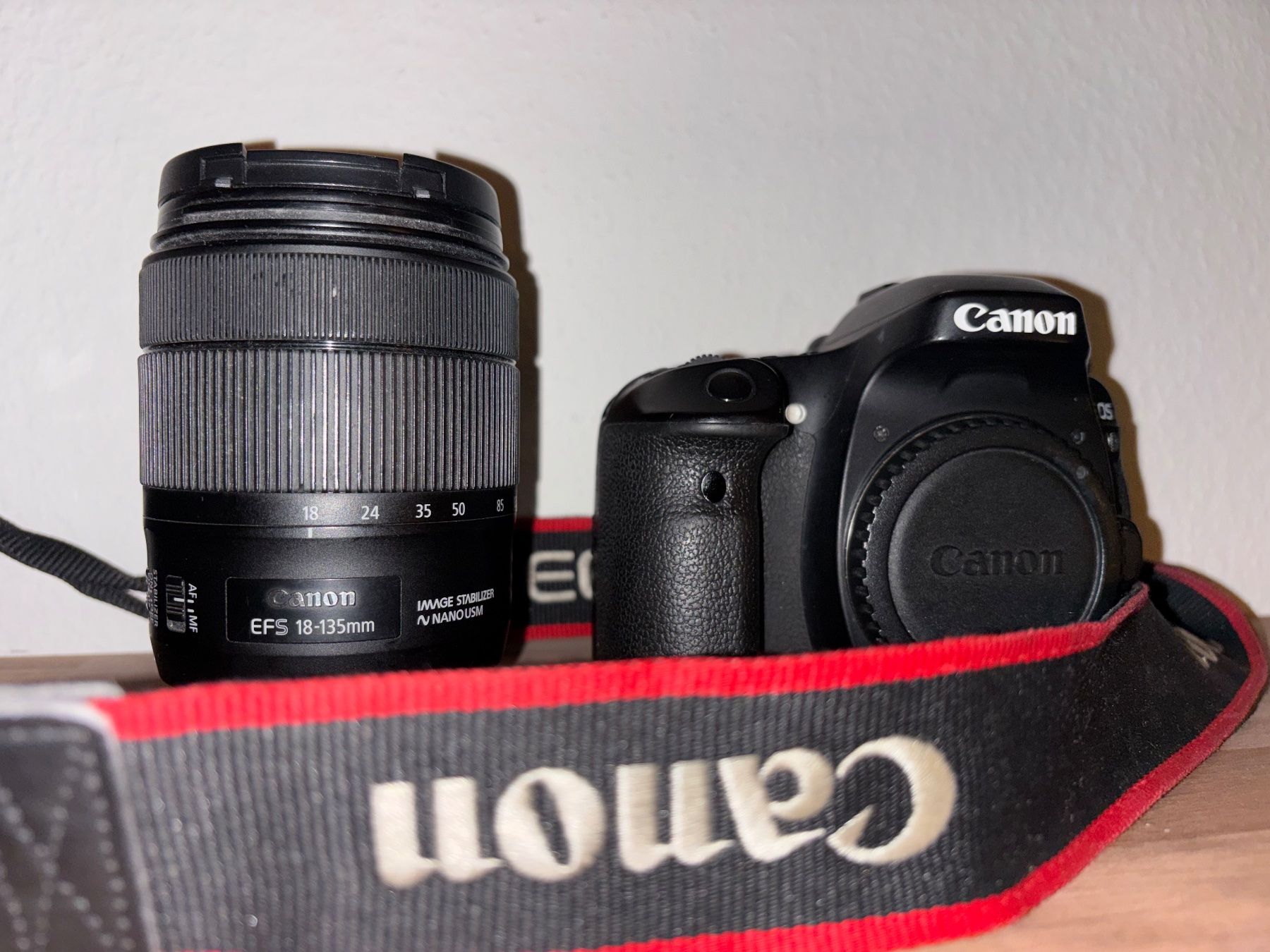 Canon Kamera: Canon EOS 80D Spiegelreflexkamera mit 18-135 Zoomobjektiv – Gebraucht aus Winterthur von madoom 9