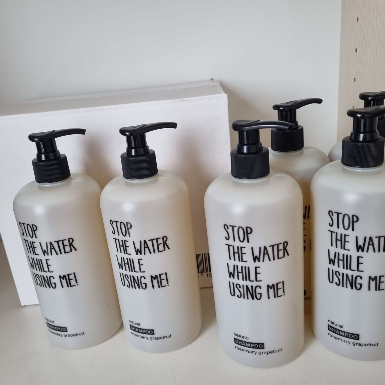 Prodotti per capelli: Ungeöffnetes Shampoo Rosemary Grapefruit 500ml – Nuovo e nell'imballaggio originale da Luzern venduto da kon_j7zt 1