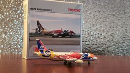 MINIATURMODELLE  AIR PORTUGAL  BOEING 737-300 EXPO 98 1/500
