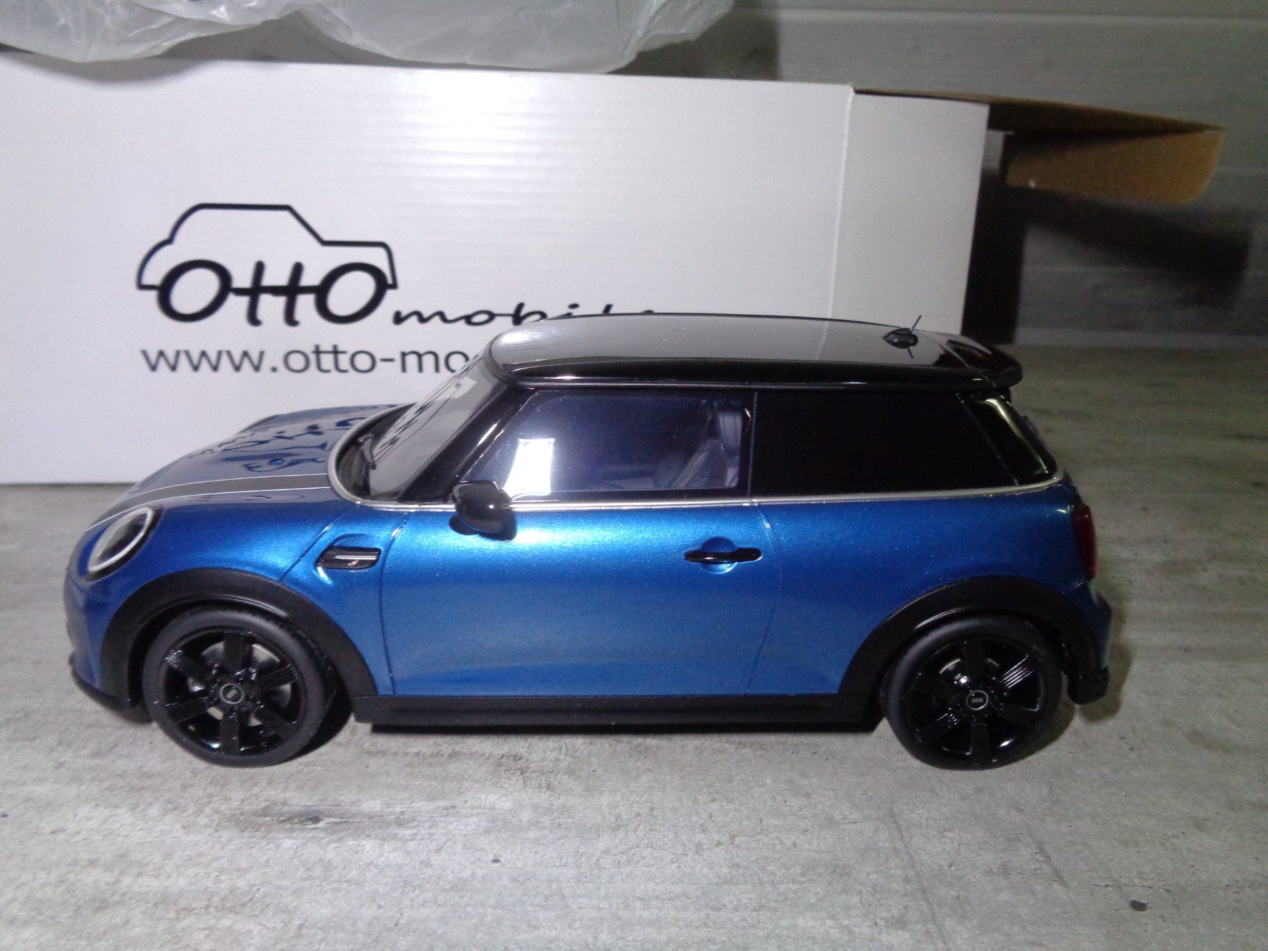 Cooper Modellini d'auto: OttOmobile 1:18 Mini Cooper S – Nuovo e nell'imballaggio originale da Reconvilier venduto da rallycar 1