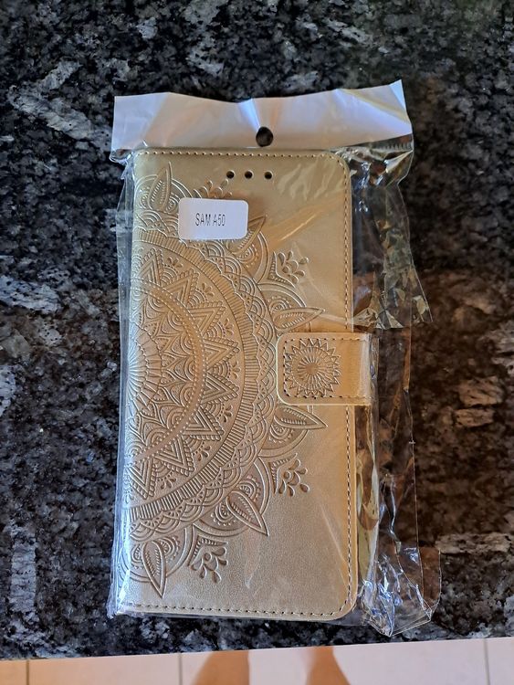 Samsung Cover & Protezioni schermo: Handyhülle für Samsung A50 – Nuovo e nell'imballaggio originale da Andwil TG venduto da Natur5 3