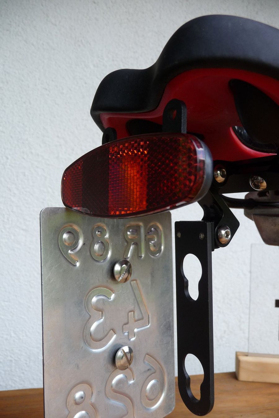 Pezzi di ricambio: Kontrollschildhalter E-Bike – Nuovo e nell'imballaggio originale da Vignogn venduto da Stiago2 3