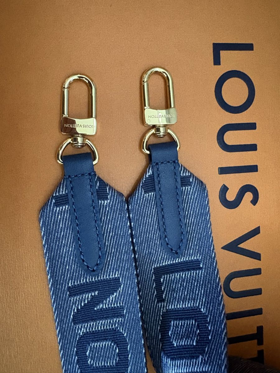 Louis Vuitton Sacs femmes: 💙 STRAP LOUIS VUITTON ORIGINAL – D'occasion à Corin de la crête par Charnel49 1