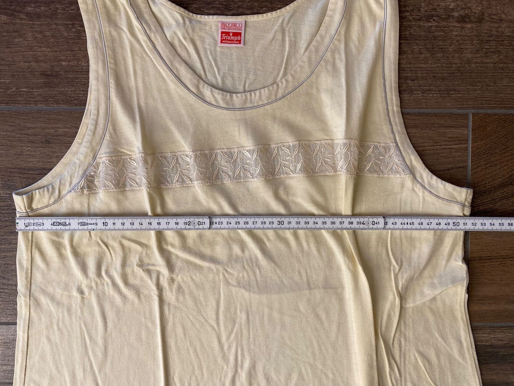 Triumph Negligees & Pigiami: Triumph Nachthemd gelb Gr. 48 – Usato da Pratteln venduto da a23_j2gs 6