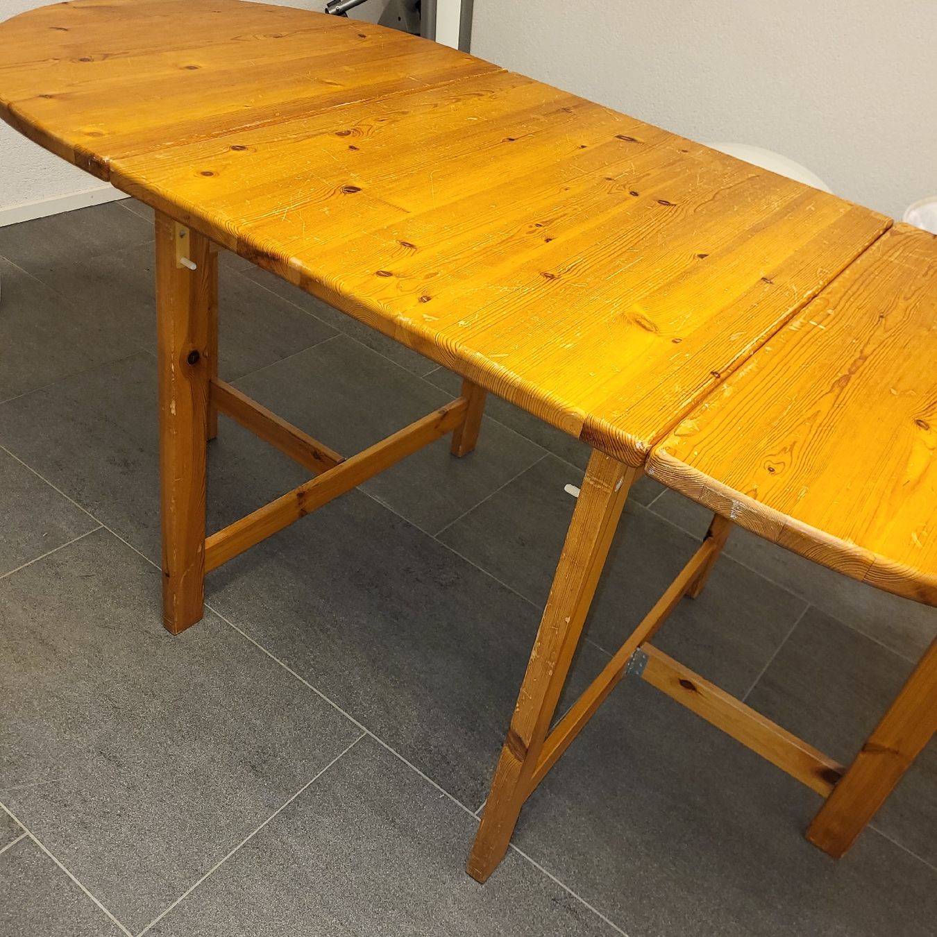 Tavoli: Kiefernholz Tisch, Küchen- , Basteltisch – Usato da Winterthur venduto da GAM90