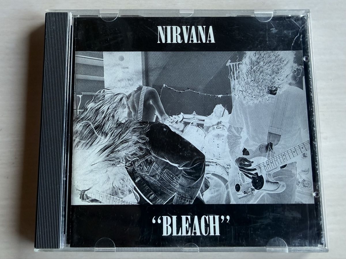 CD: NIRVANA "BLEACH" CD Album – Usato da Oberried Brienz venduto da Chyara