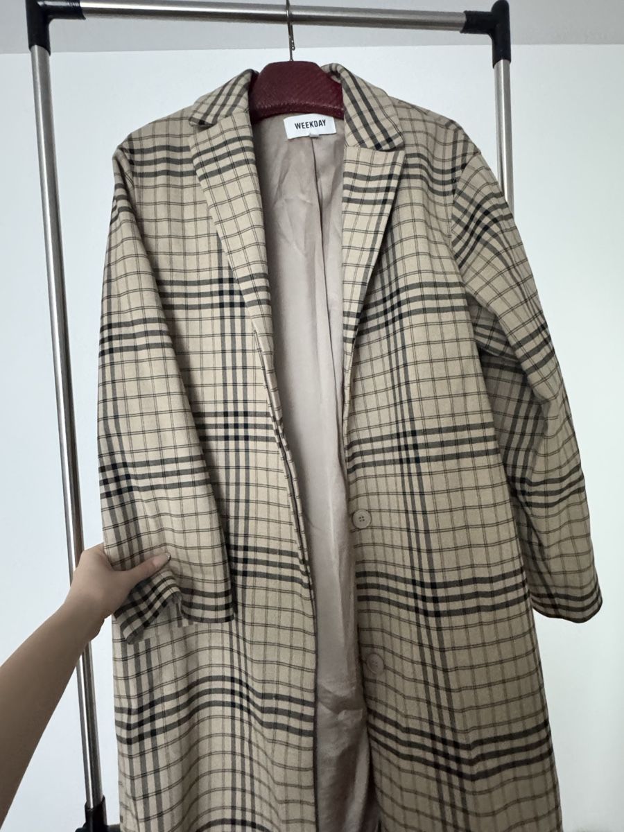 Weekday Mäntel: Damen-Mantel von WEEKDAY Modell Lond Checked Coat HINGUCKER – Gebraucht aus Gibswil von Engelsgleich 7