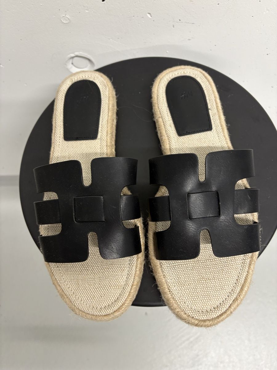 H&M Scarpe da donna: Schwarze H&M Sandalen Slipper Gr. 40 Bast – Nuovo (secondo la descrizione) da Regensdorf venduto da secondchancefashion 2